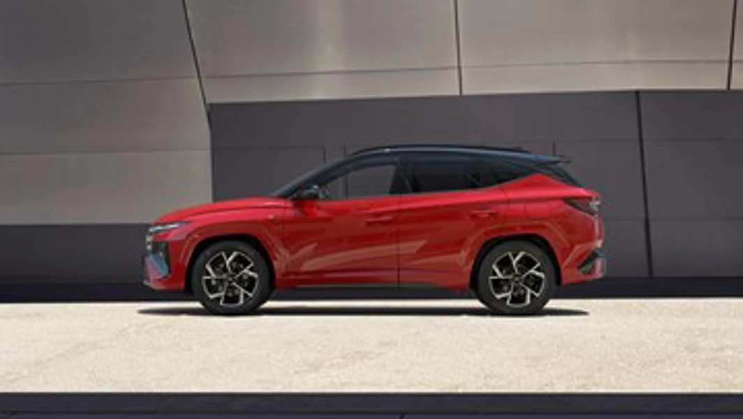 Hme Nx4 Hev Nline Eviz Ext Jh0 Engine Red Abyss Black Pearl Shot 04